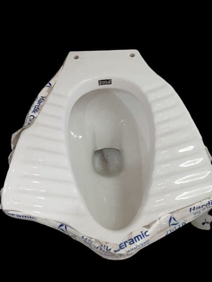 Anglo Indian ceremic toilet set