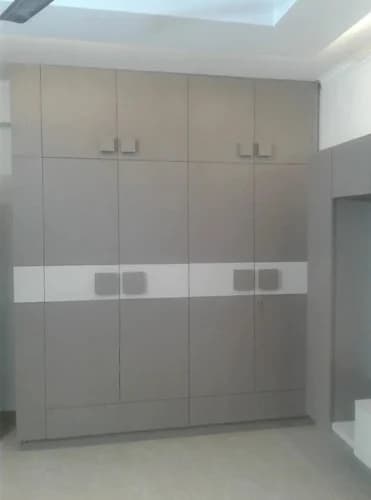 Plywood Designer Wooden Wardrobe